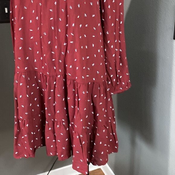Loft Marroon Red and White Allover Print Long Sleeve Dress ruffle cuffs neck - Picture 3 of 10